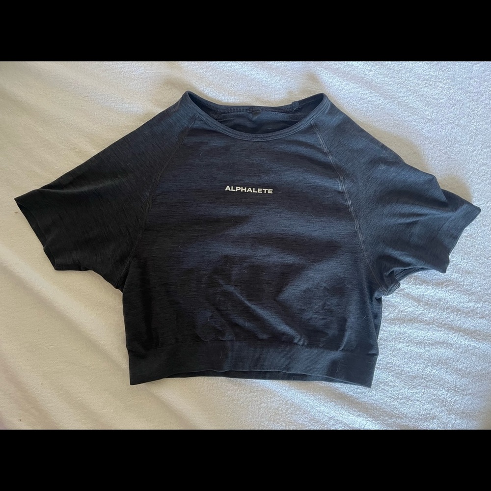 Alphalete Crop Short Sleeve